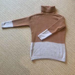 BCBG super sort color black turtle neck sweater